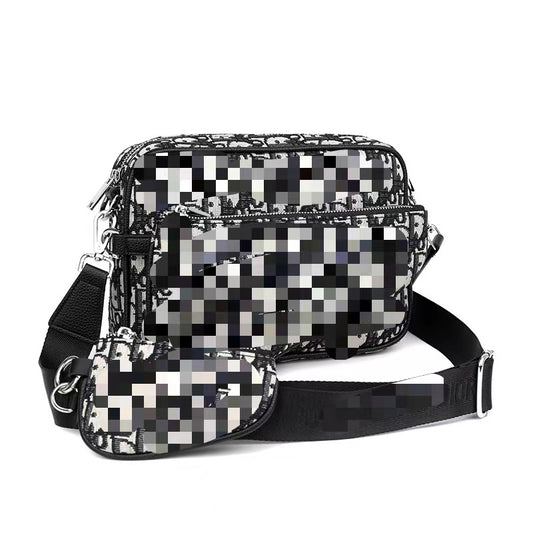D2320 3-in-1 crossbody bag with postal baggage